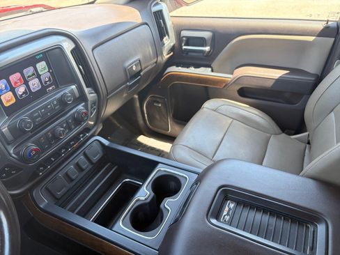 Used 2018 Chevrolet Silverado 1500 LTZ w/ LTZ Plus Package AWD/4WD image 19