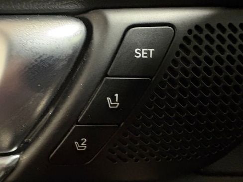 Used 2022 Kia Telluride SX w/ SX Prestige Package image 9