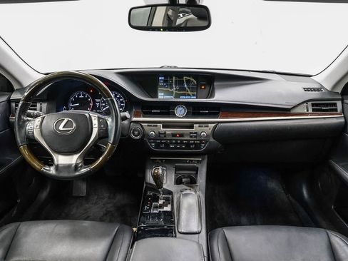 Used 2013 Lexus ES 350 w/ Premium Pkg FWD image 12