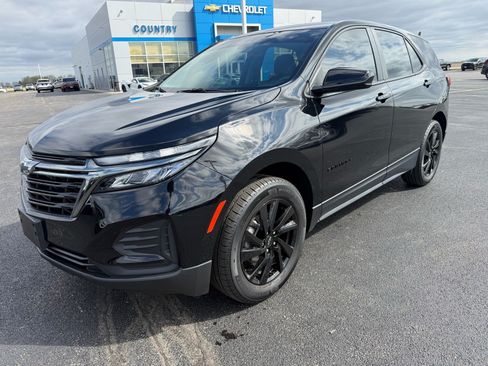 Used 2024 Chevrolet Equinox LS w/ LS Convenience Package AWD/4WD image 9