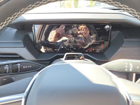 New 2026 GMC Acadia Denali w/ Super Cruise Package image 34