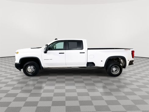 Used 2024 Chevrolet Silverado 3500 W/T image 5