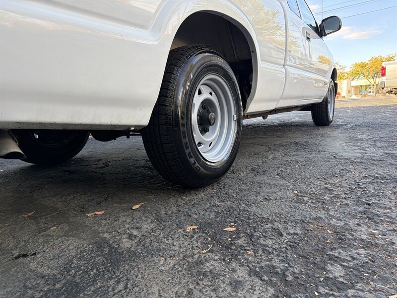Used 2002 Chevrolet S10 Pickup 2WD Extended Cab image 5