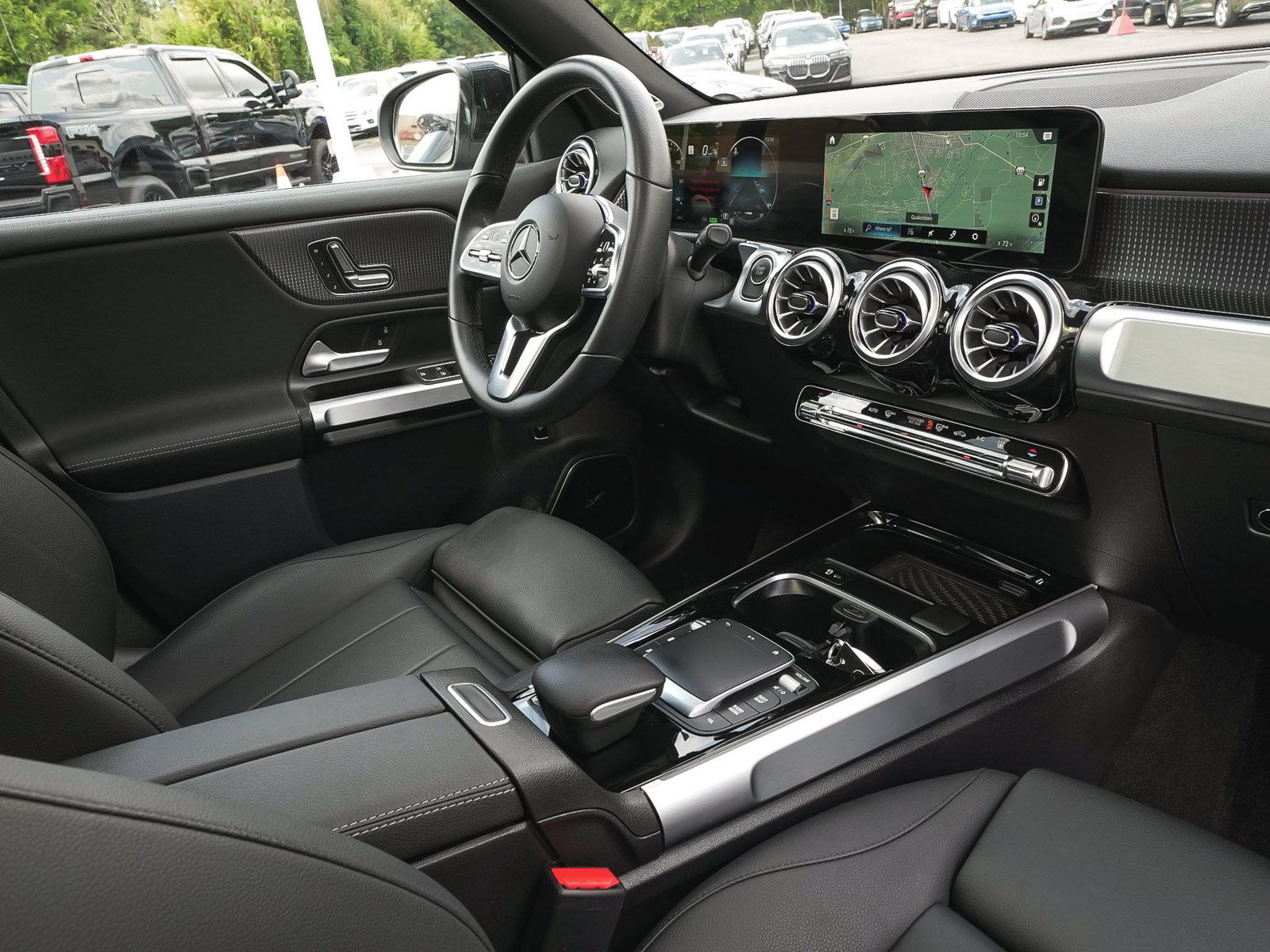 Used 2023 Mercedes-Benz EQB 300 4MATIC w/ Pinnacle Package image 51