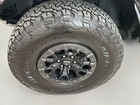 Used 2024 Ford Bronco Raptor w/ Interior Carbon Fiber Pack 6 AWD/4WD image 31