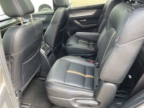 Used 2025 MAZDA CX-90 3.3 Turbo w/ Premium Plus Pkg image 11