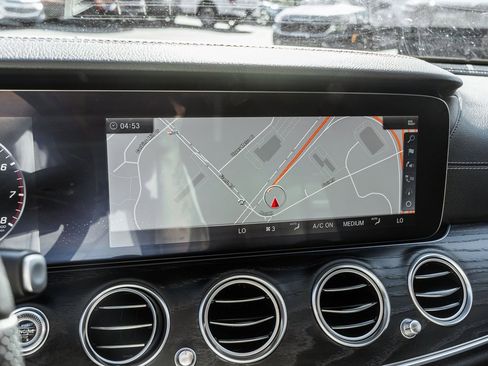 Used 2018 Mercedes-Benz E 43 AMG 4MATIC Sedan image 10