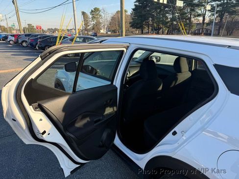 Used 2023 Nissan Kicks S w/ Interior Electronics Package image 11