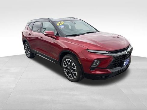 Used 2023 Chevrolet Blazer RS w/ Driver Confidence II Package AWD/4WD image 9