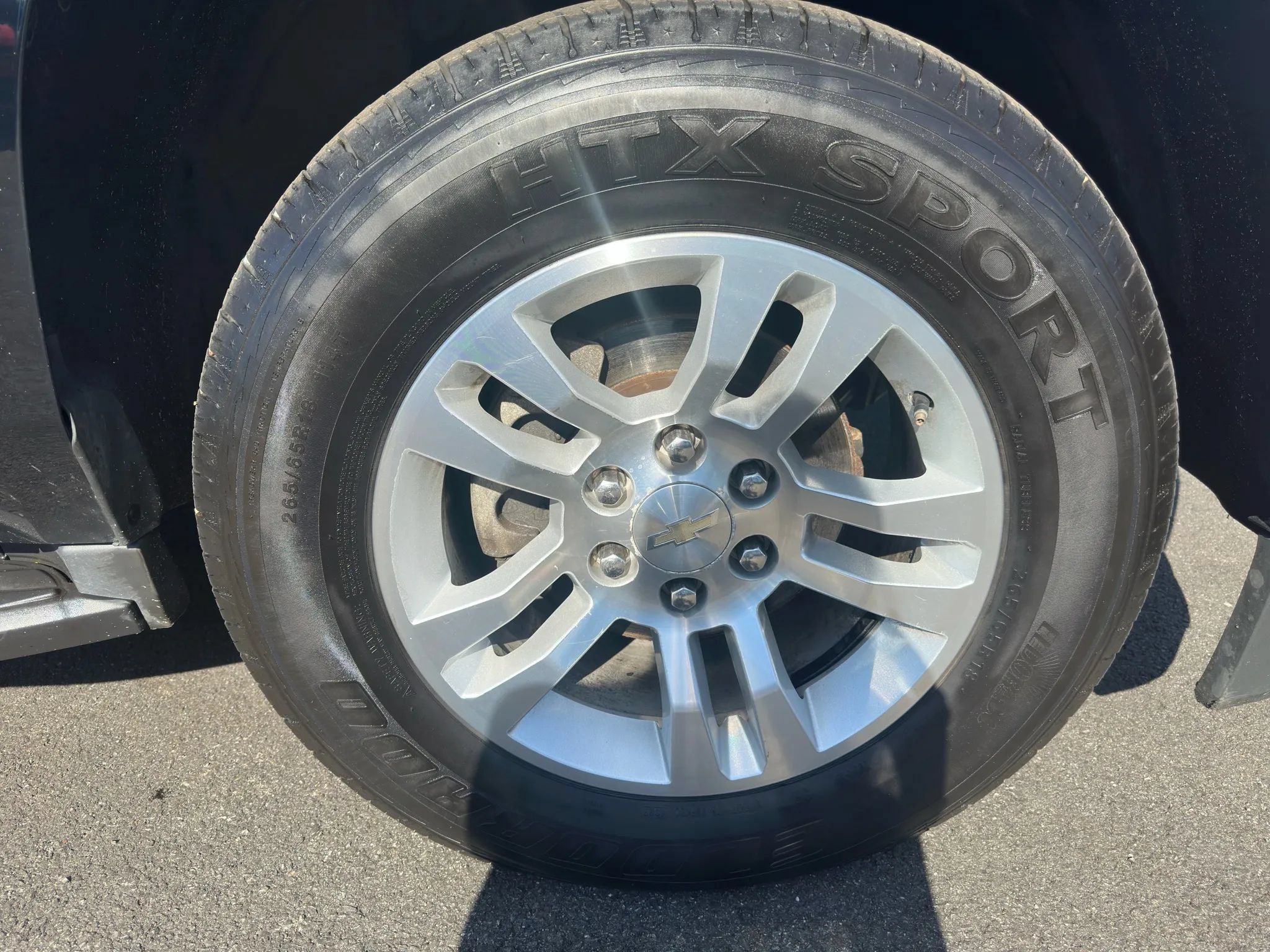Used 2019 Chevrolet Suburban LT AWD/4WD image 25