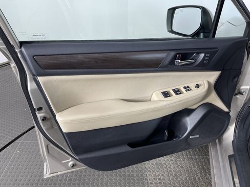Used 2015 Subaru Legacy 3.6R Limited image 10