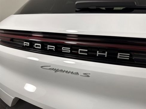 New 2026 Porsche Cayenne S image 19