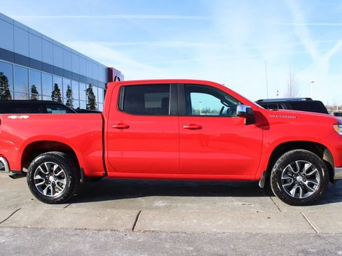 Used 2023 Chevrolet Silverado 1500 LT image 6