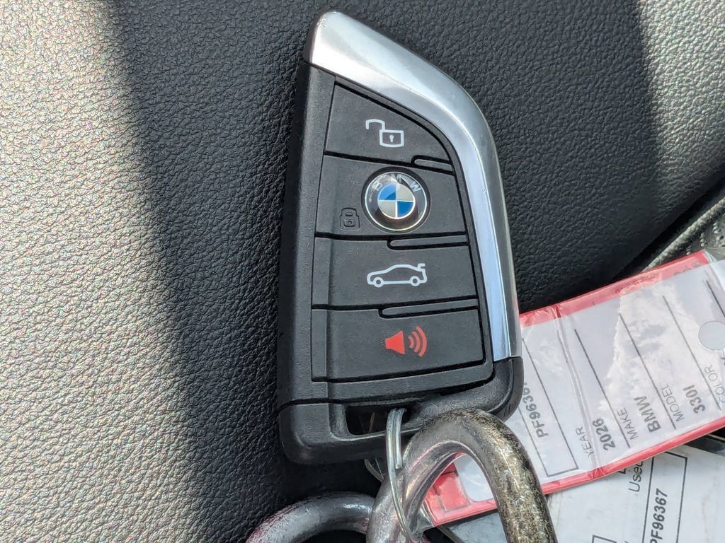 Used 2026 BMW 330i xDrive Sedan w/ Convenience Package AWD/4WD image 18