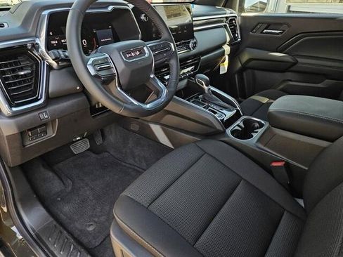 New 2025 GMC Canyon Elevation w/ Convenience Package image 16