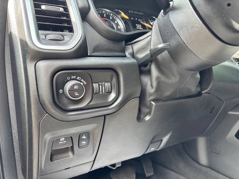 Used 2019 RAM 1500 Big Horn AWD/4WD image 24