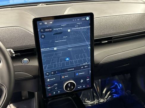 Used 2022 Ford Mustang Mach-E Premium image 6