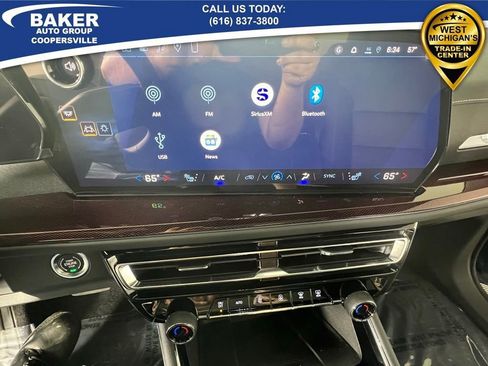 New 2026 Chevrolet Traverse Z71 w/ Driver Confidence Package image 29