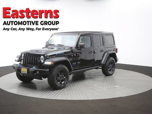 Used 2023 Jeep Wrangler Unlimited w/ Sun & Screen Package AWD/4WD image 56