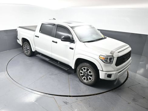 Used 2021 Toyota Tundra Platinum AWD/4WD image 16
