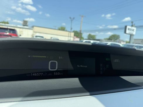 Used 2017 Toyota Prius Two FWD image 16