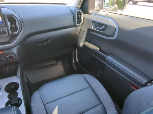 Certified 2023 Ford Bronco Sport Outer Banks AWD/4WD image 15