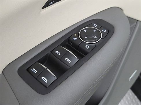 Used 2025 Cadillac XT5 Premium Luxury image 19