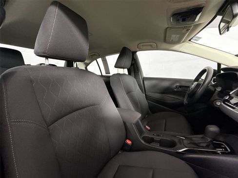 Certified 2023 Toyota Corolla LE image 38