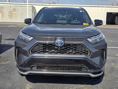 Used 2022 Toyota RAV4 XSE w/ Premium Package image 2