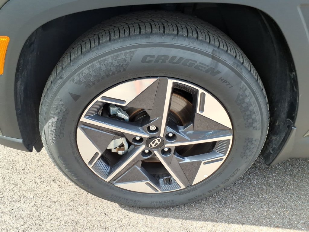 Certified 2026 Hyundai Tucson SEL Plus FWD image 9