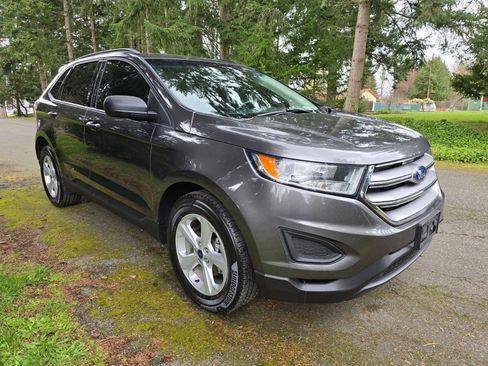 Used 2018 Ford Edge SE image 8