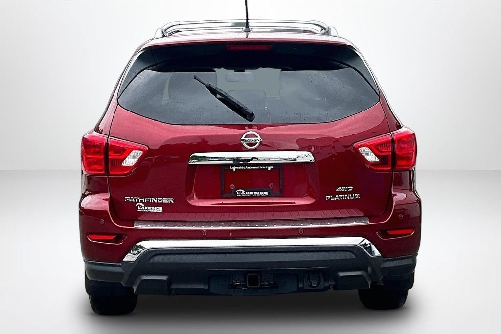 Used 2018 Nissan Pathfinder Platinum AWD/4WD image 6