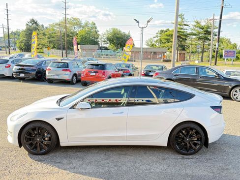 Used 2018 Tesla Model 3 Long Range AWD/4WD image 7
