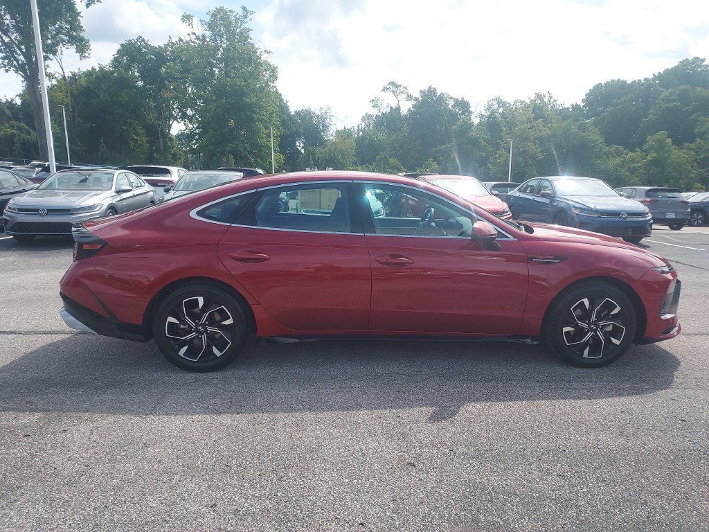 Used 2024 Hyundai Sonata SEL FWD image 6