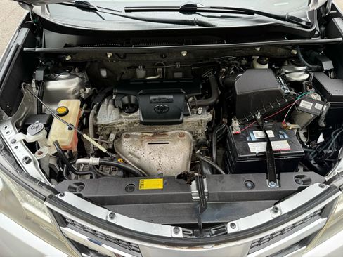 Used 2013 Toyota RAV4 Limited image 40