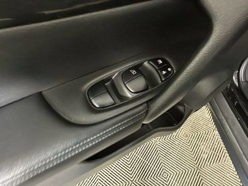 Used 2020 Nissan Rogue SV AWD/4WD image 10