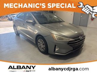 Used 2019 Hyundai Elantra SE video 1