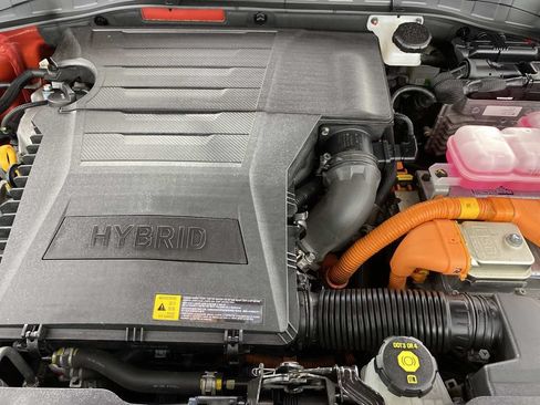 Used 2022 Kia Niro Touring Special Edition FWD image 32