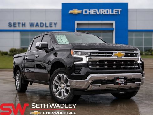 Used 2025 Chevrolet Silverado 1500 LTZ AWD/4WD image 1
