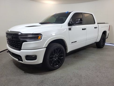 Used 2025 RAM 1500 Limited AWD/4WD image 3