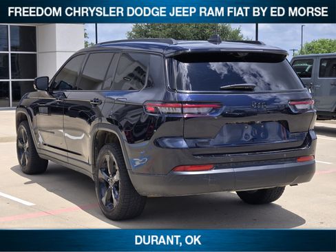Used 2024 Jeep Grand Cherokee L Limited w/ Luxury Tech Group II RWD image 4