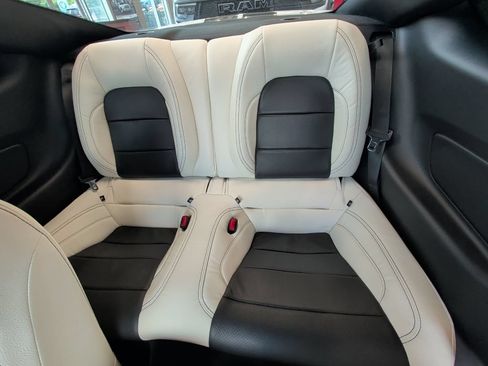 Used 2017 Ford Mustang GT Premium w/ GT Performance Package RWD image 14