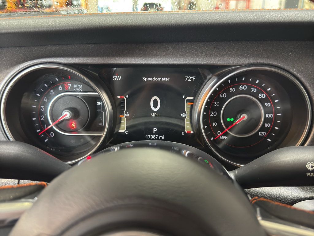 Used 2022 Jeep Gladiator Mojave w/ LED Lighting Group AWD/4WD image 24