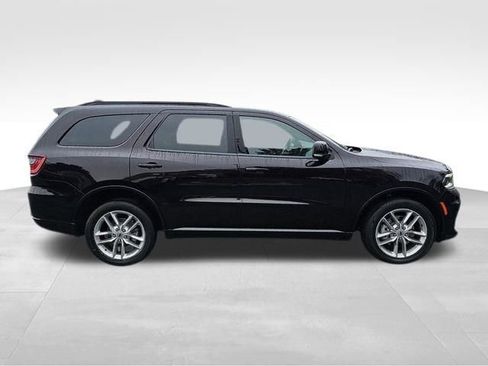 Used 2024 Dodge Durango GT image 3