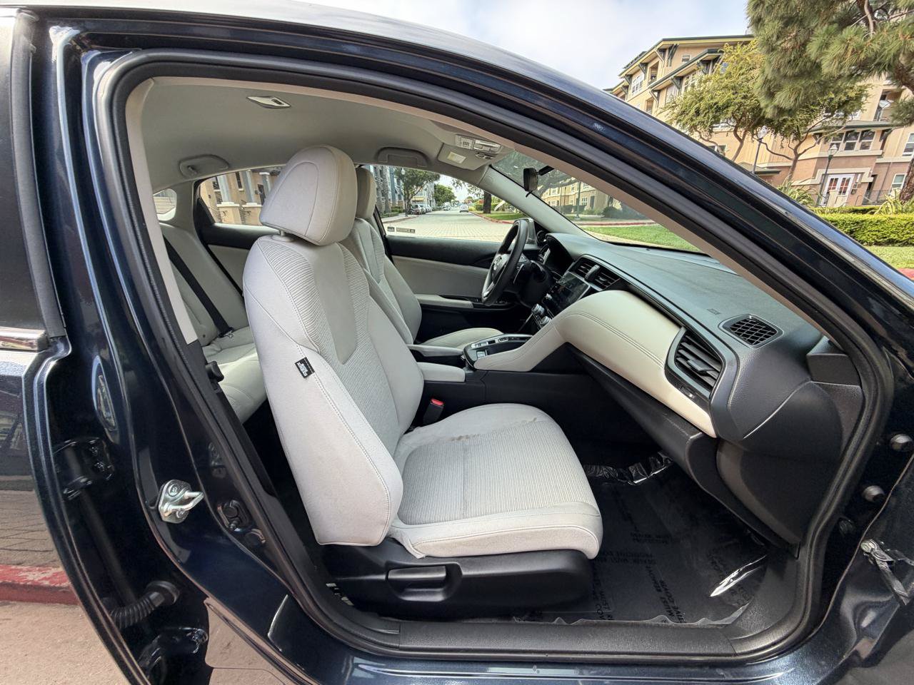 Used 2019 Honda Insight EX image 43