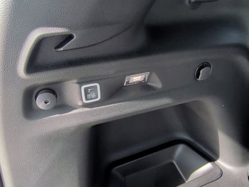 New 2025 Jeep Grand Cherokee L Limited image 52