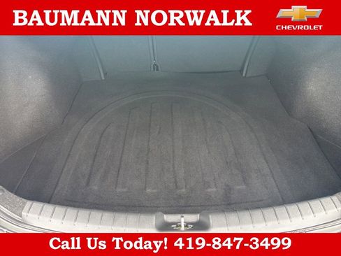 Used 2017 Hyundai Elantra SE FWD image 36