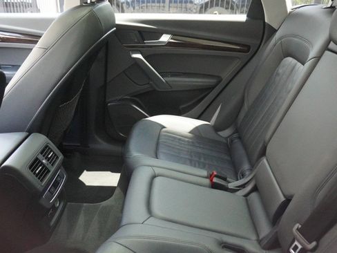 Used 2020 Audi Q5 2.0T Premium Plus AWD/4WD image 10