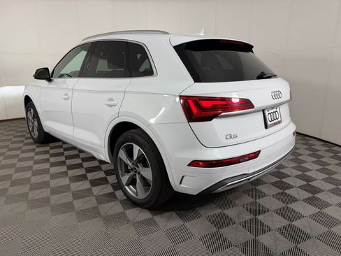 Certified 2024 Audi Q5 2.0T Premium AWD/4WD image 3