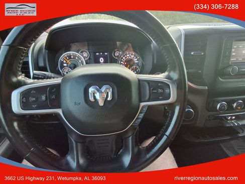 Used 2021 RAM 1500 Big Horn image 7